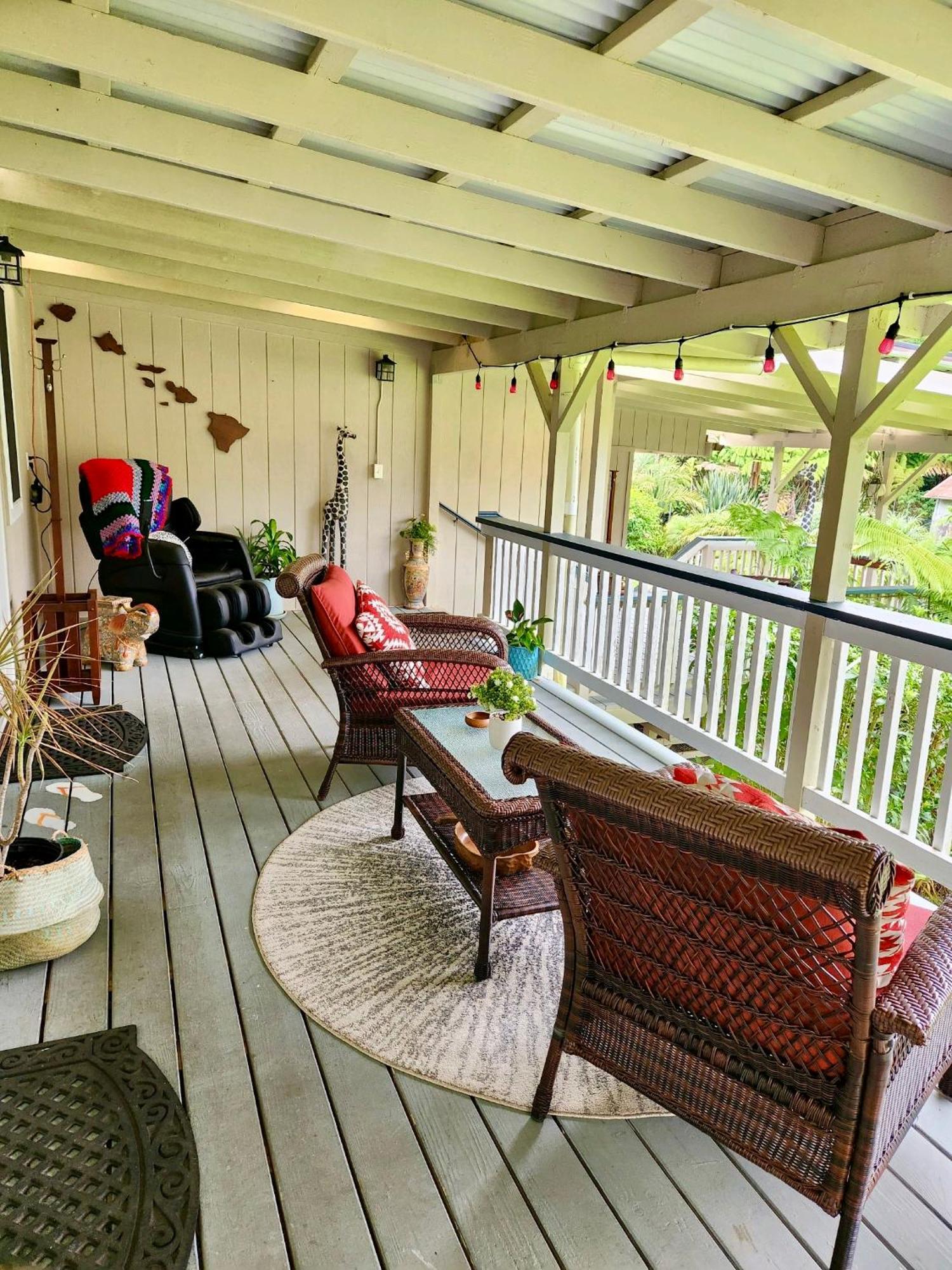 Aloha Junction Bed And Breakfast -Minutes Away From Hawaii Volcanoes National Park Exterior photo